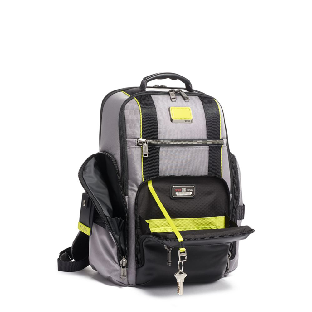 tumi alpha bravo sheppard deluxe