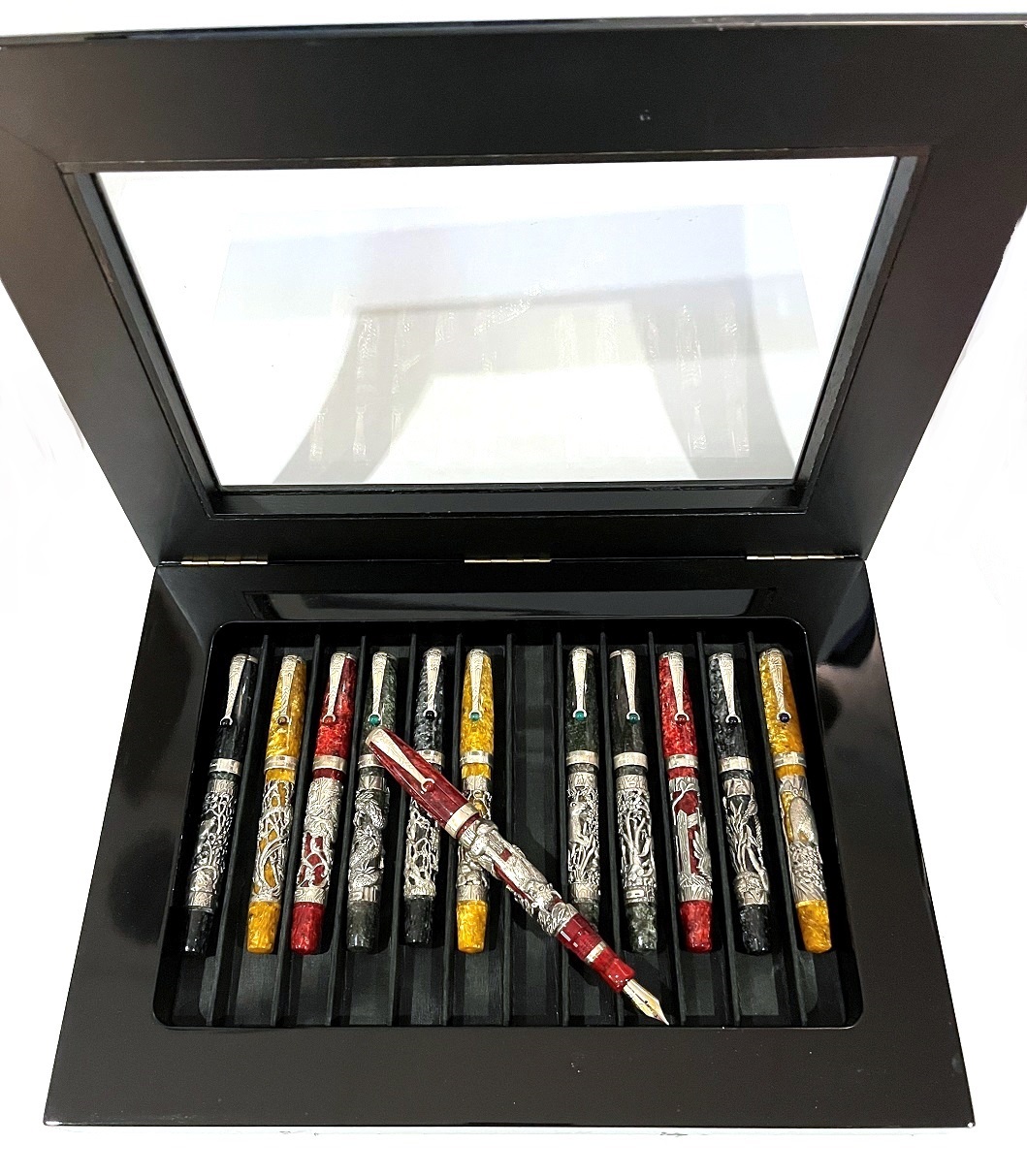 montegrappa-zodiac-serie-l.e. sterling-silver-18k-vulpen 6