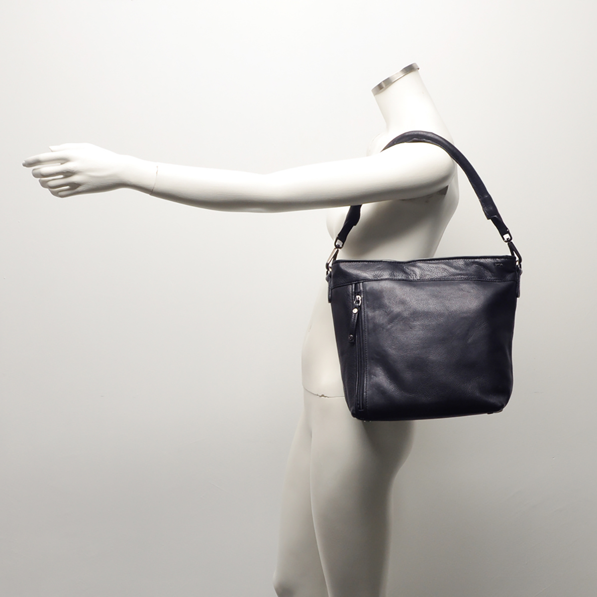 Berba 335-994-07 Schoudertas navy 5