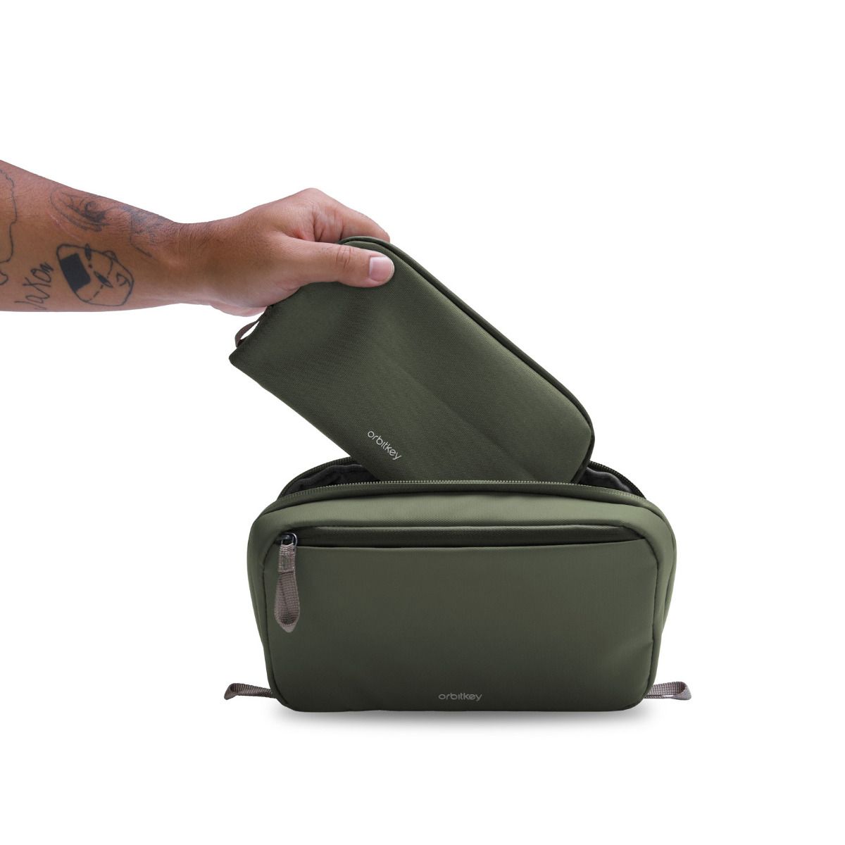 2-in-1_tech_pouch_-_olive_-_4