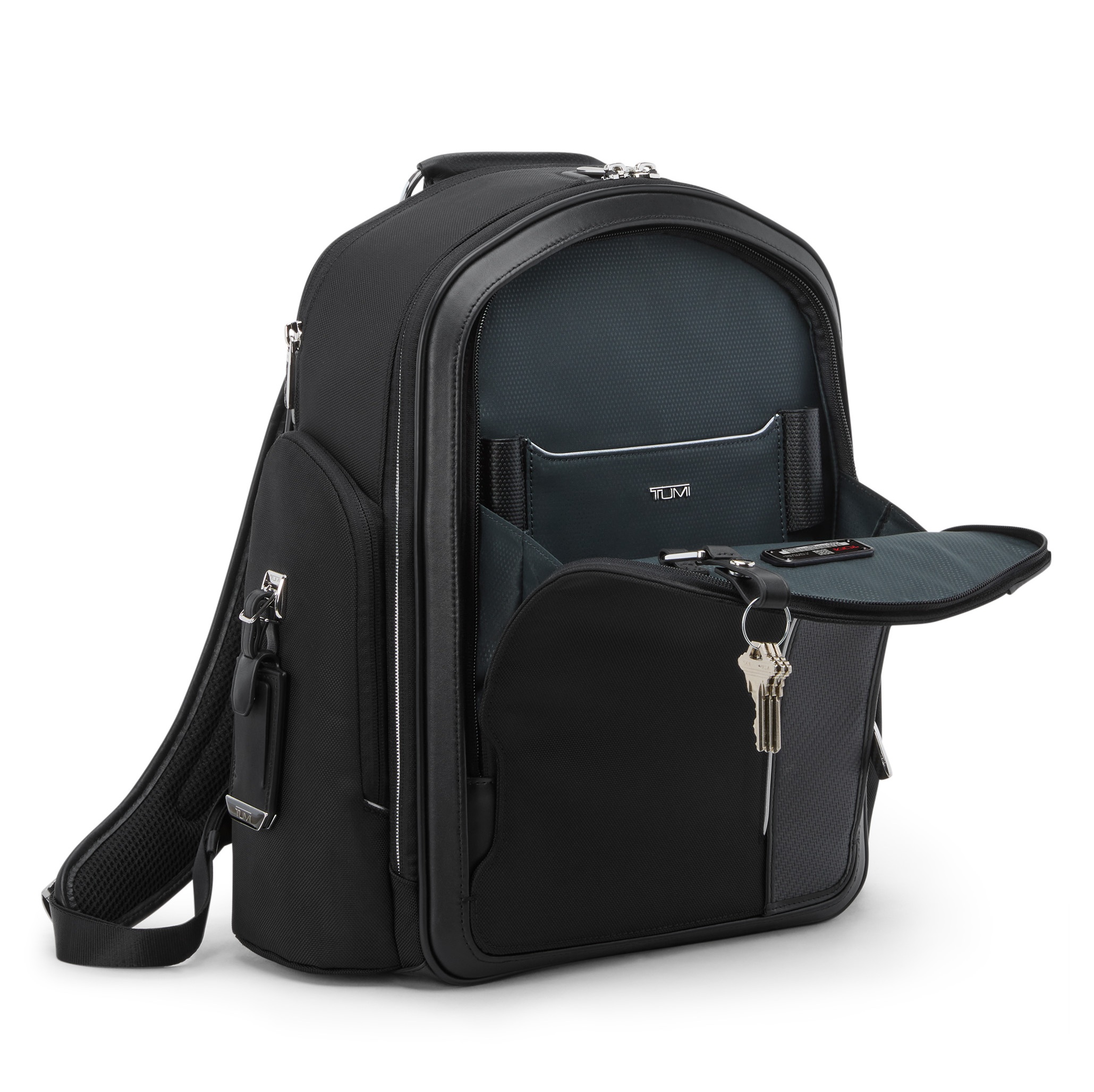 Tumi Arrivé Larson Backpack Black 3 Tumi Arrivé Larson Backpack Black 3