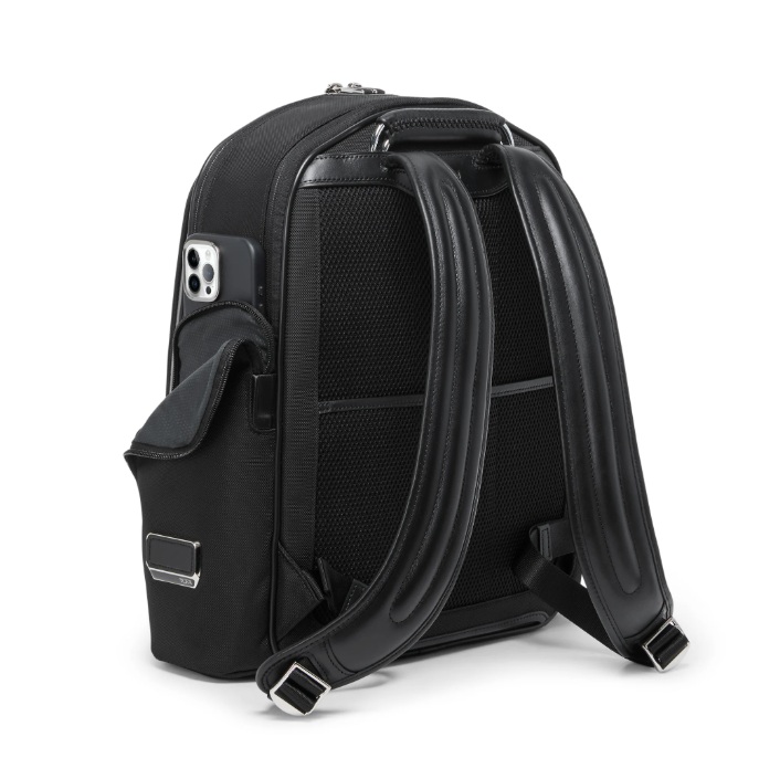 Tumi Arrivé Larson Backpack Black 4 Tumi Arrivé Larson Backpack Black 4