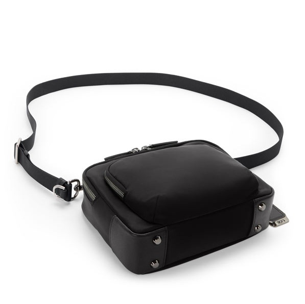 Tumi Voyageur Teghan Crossbody Black-Gunmetal 3 Tumi Voyageur Teghan Crossbody Black-Gunmetal 3