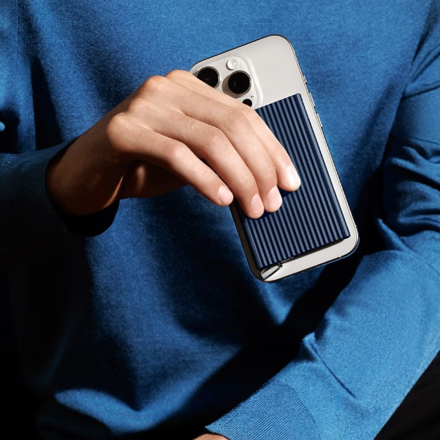 Secrid Magsafe Cardprotector Fluted Navy 3