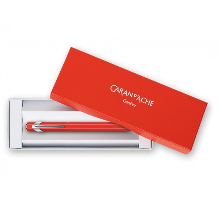Caran d'Ache 849 vulpen Red 4