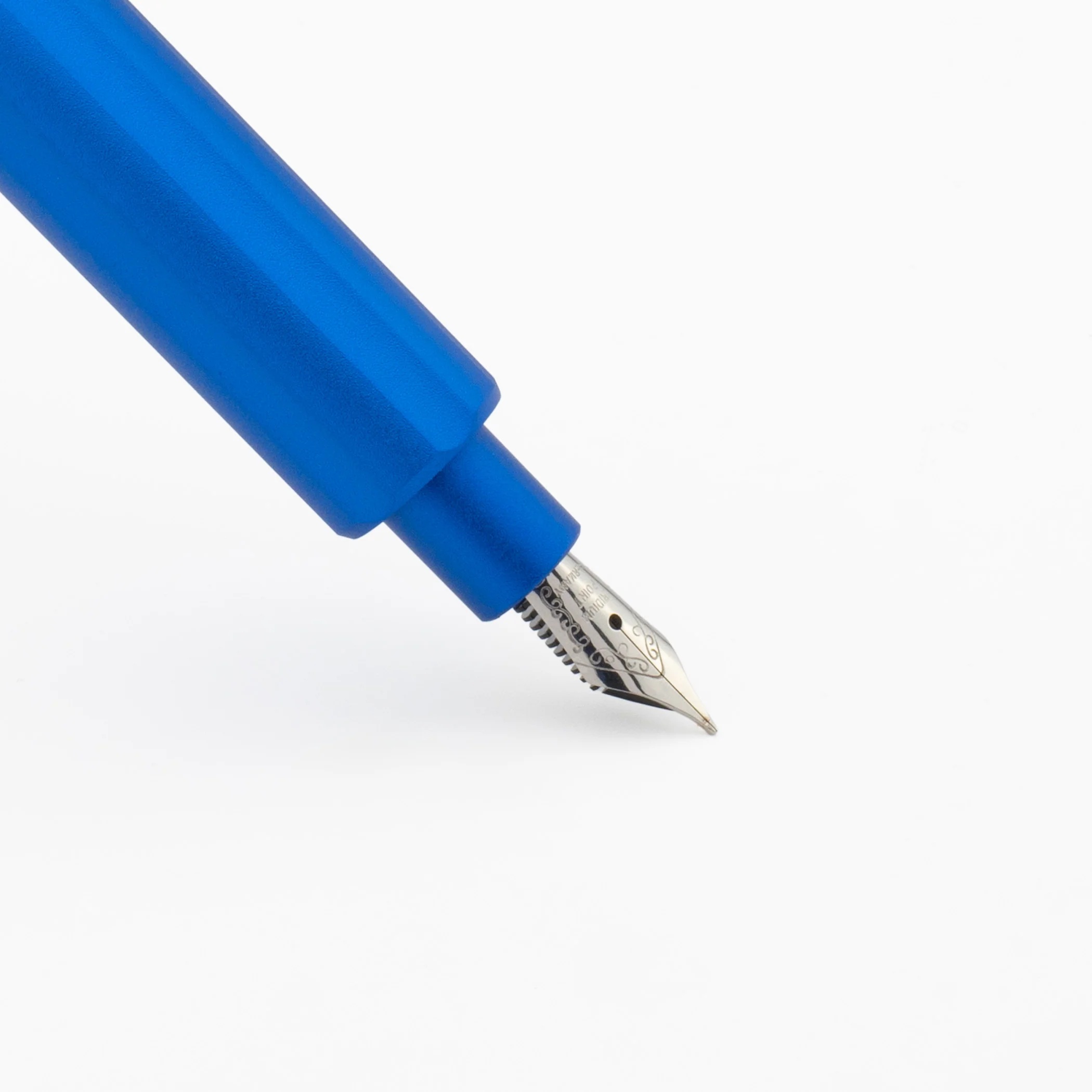 Monteverde Axis Matte Blue 5